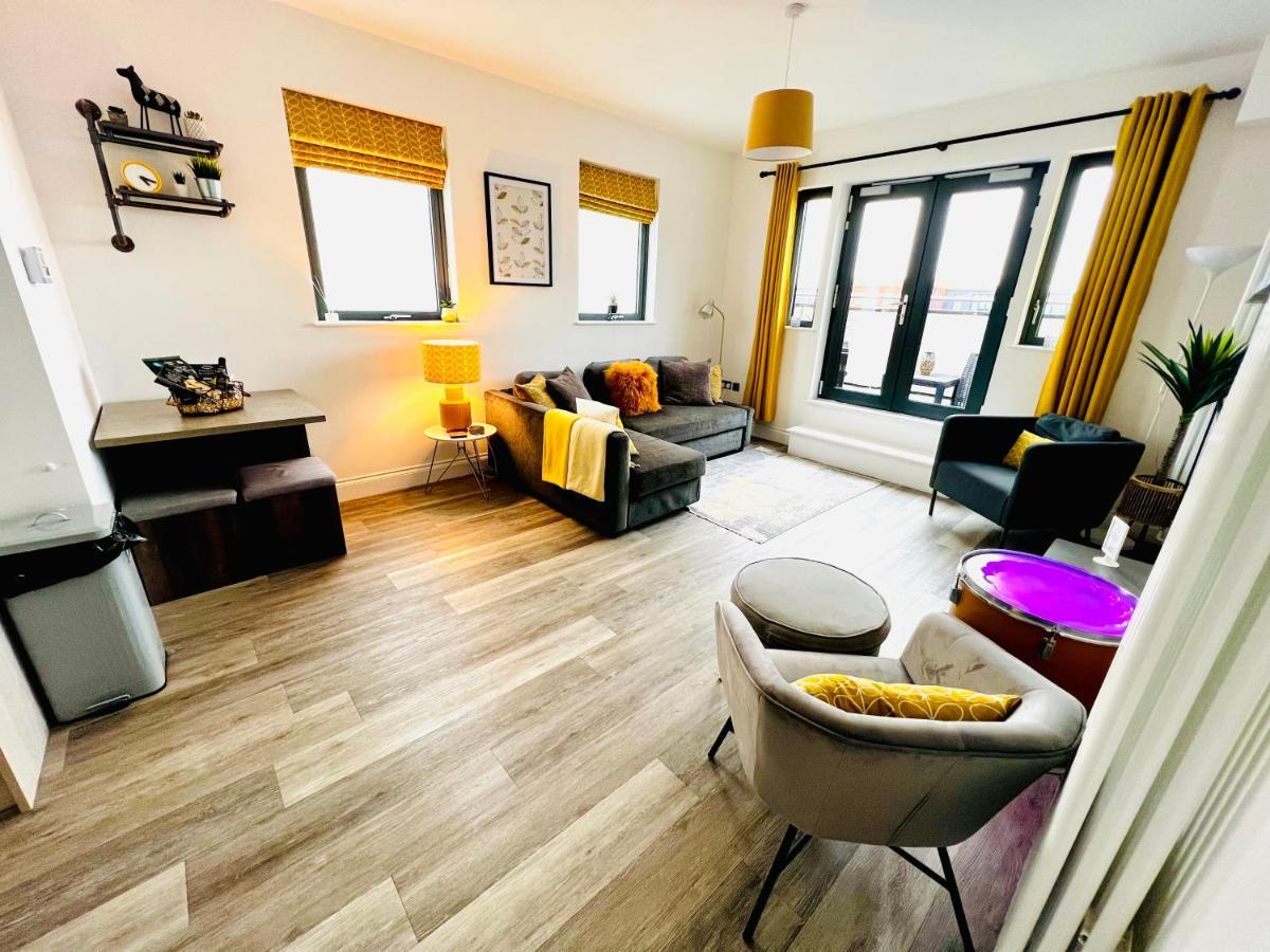 Apartament The Penthouse Margate, Balconies, Sea View, Gated Parking, Air Con! Zewnętrze zdjęcie